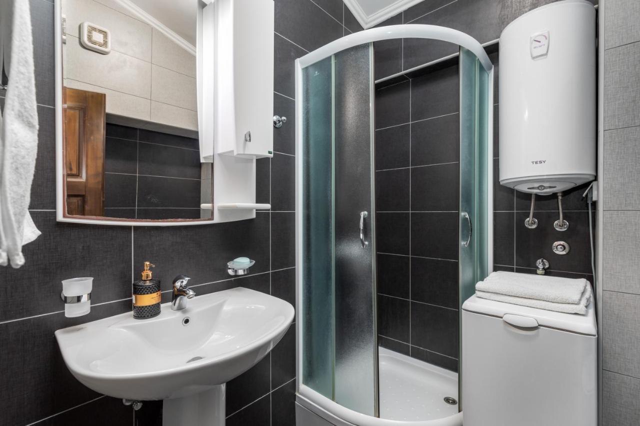 Apartments Pajovic Kotor Ngoại thất bức ảnh