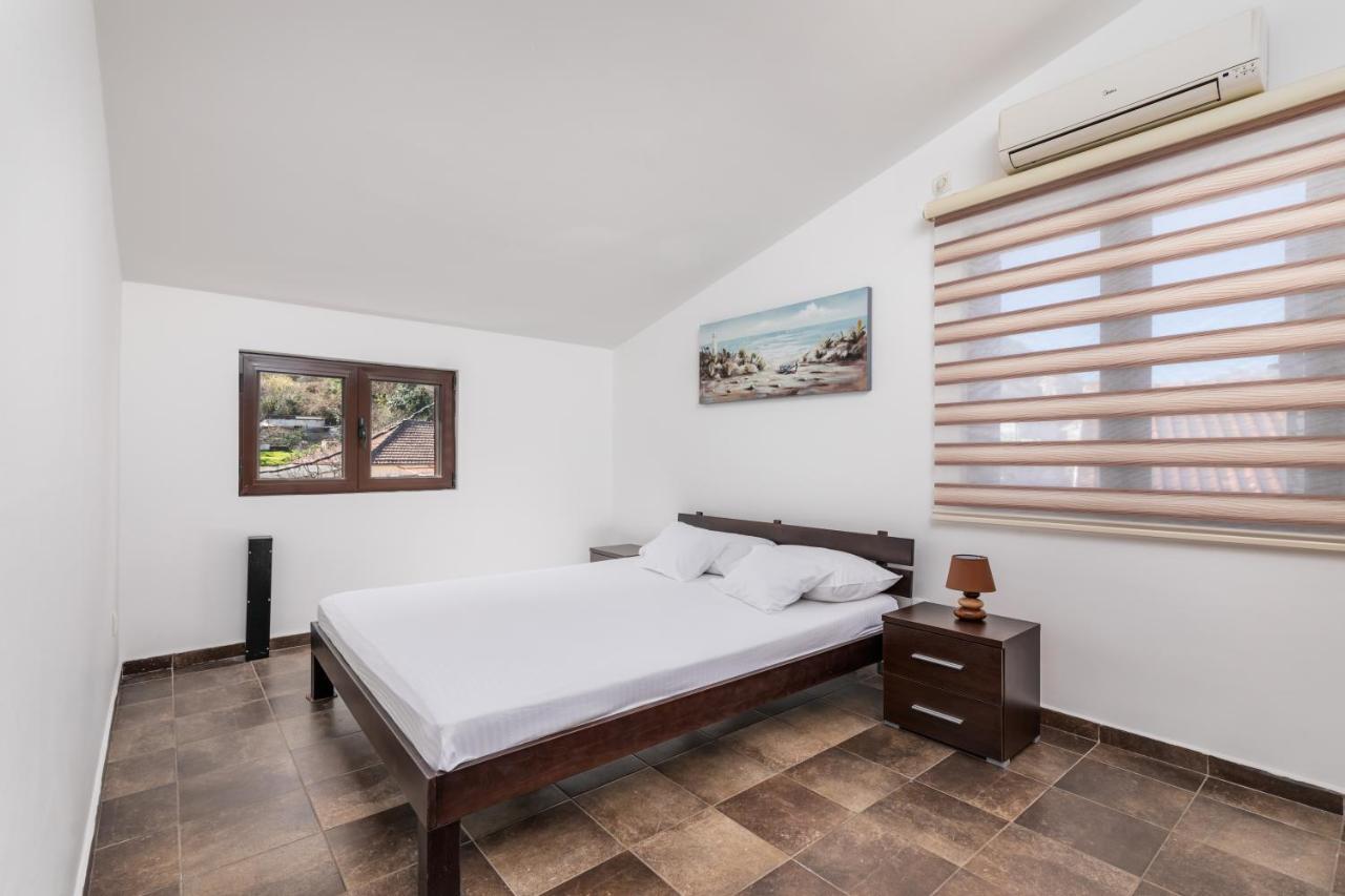 Apartments Pajovic Kotor Ngoại thất bức ảnh