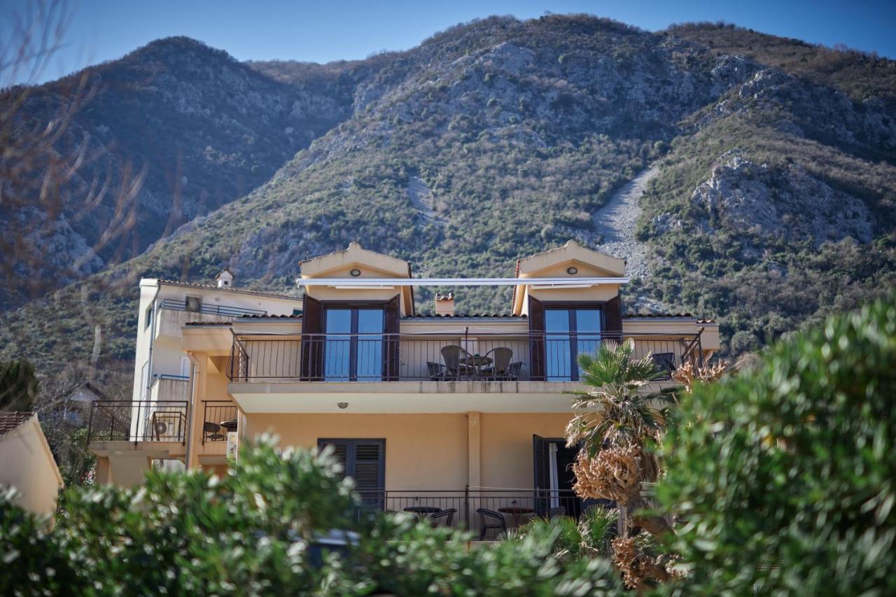 Apartments Pajovic Kotor Ngoại thất bức ảnh